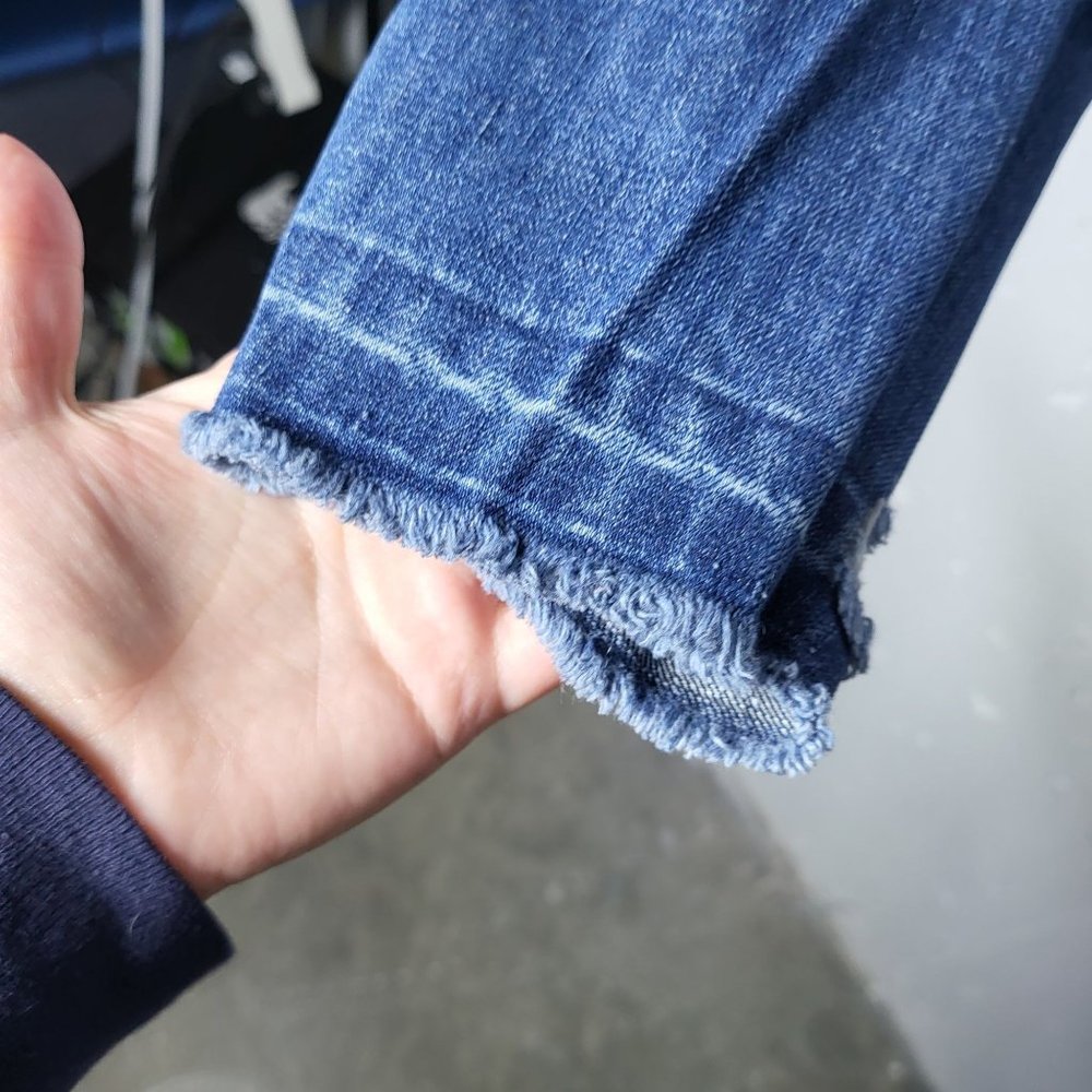 Kancan Women's Raw Hem Whiskered Distressed Denim Blue Jeans‎ Size 1/24 - Picture 9 of 14